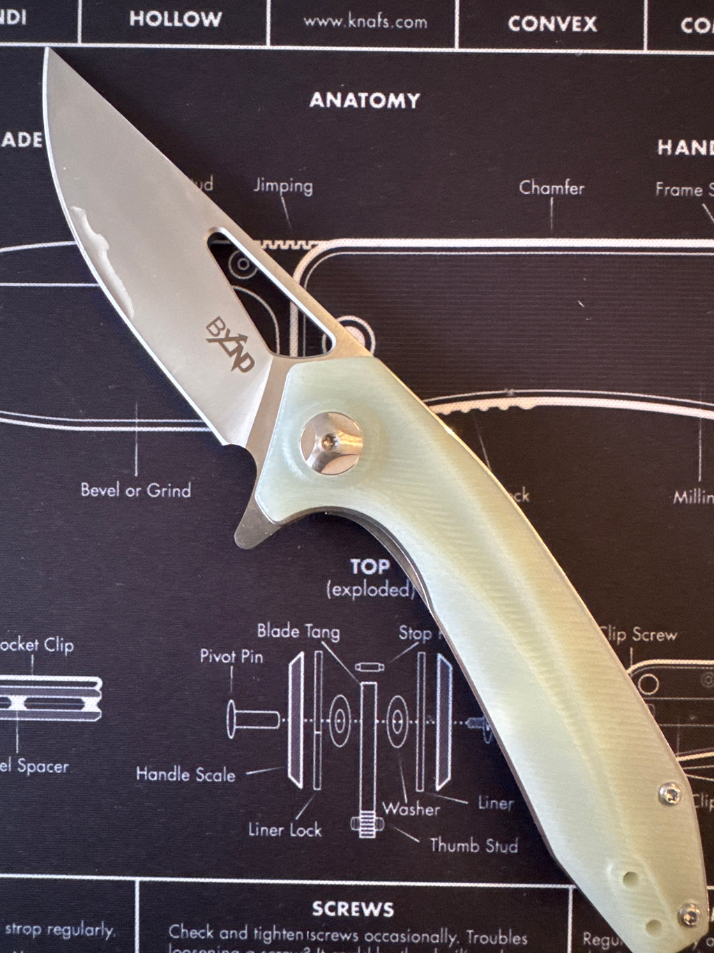 Beyond Tech Folding Pocket Knife 2204-NA