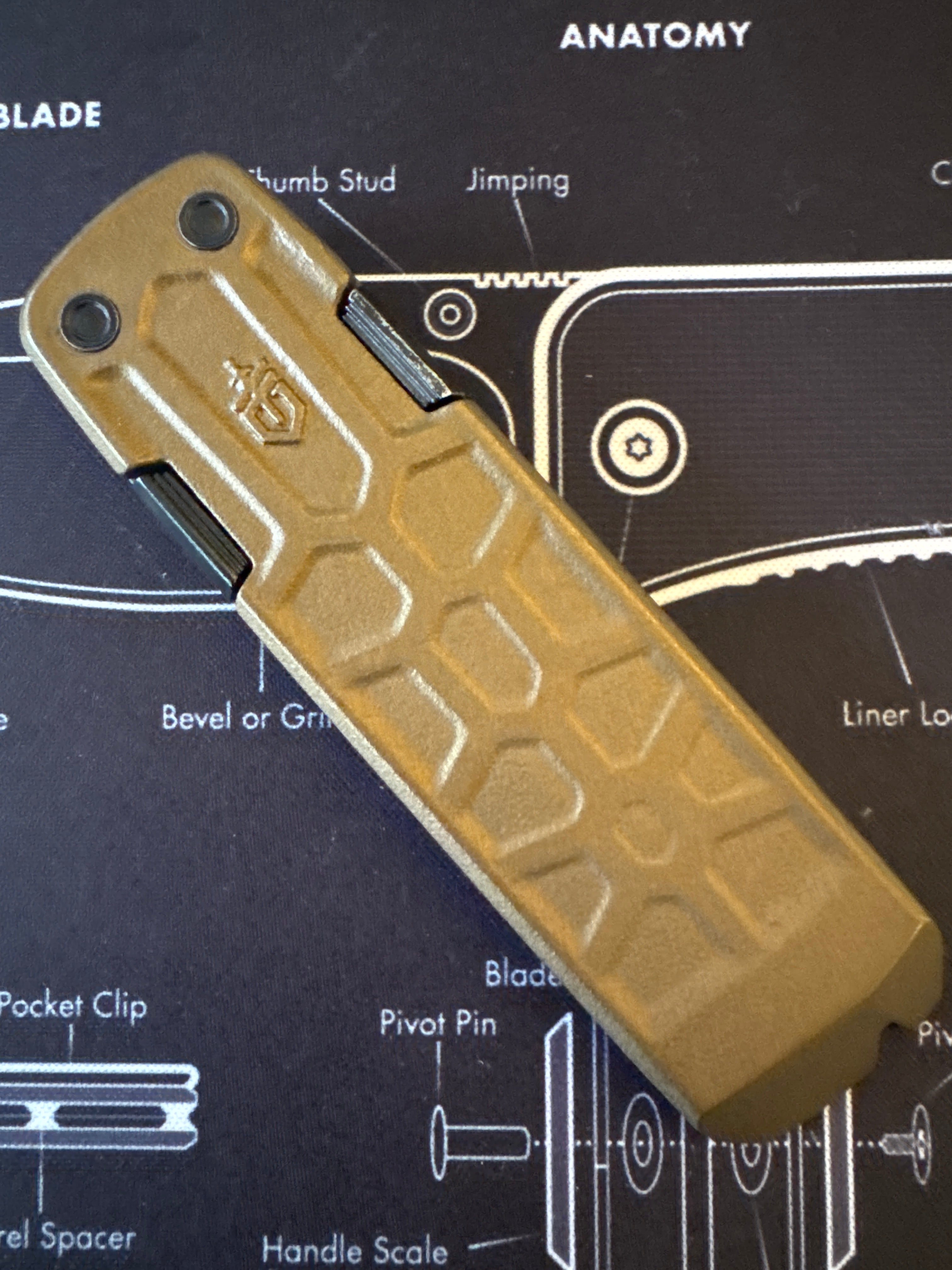 Gerber Lockdown Slim Prybar Multitool Pocket Knife Scissors Cap Lifter Drivers
