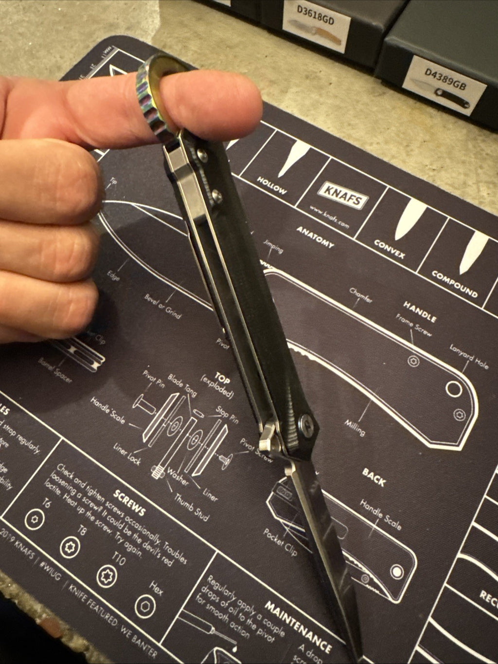 Dreamtech Dagger G10 Handle, D2 Blade, Model: D3312GB 