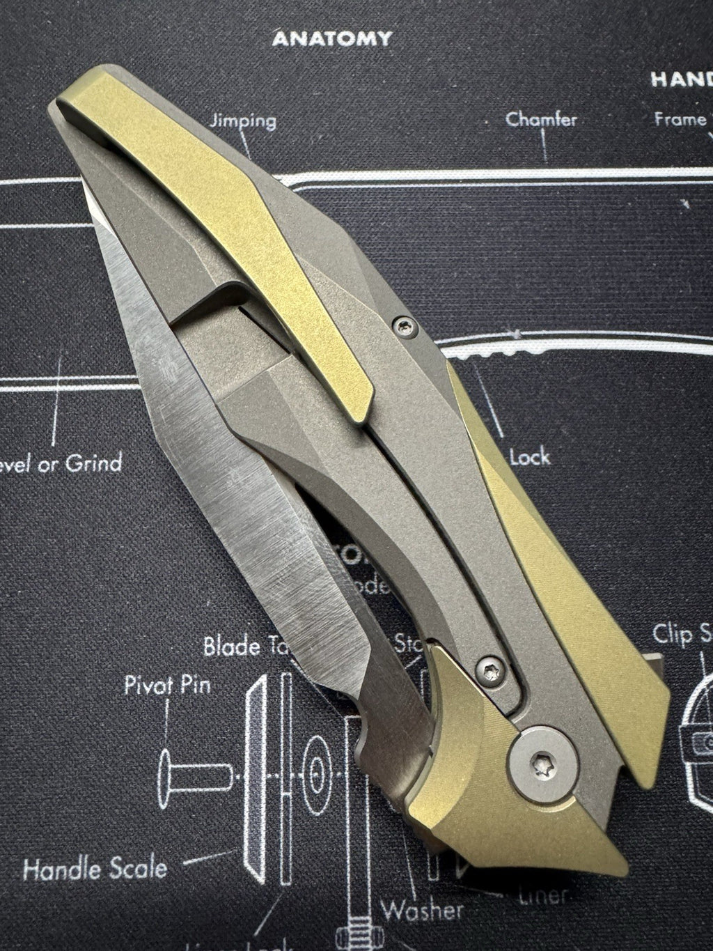 Arcane Design x Isham Bladeworks PLEXUS Knife Bronze/Gray Ti (3.5" Satin)