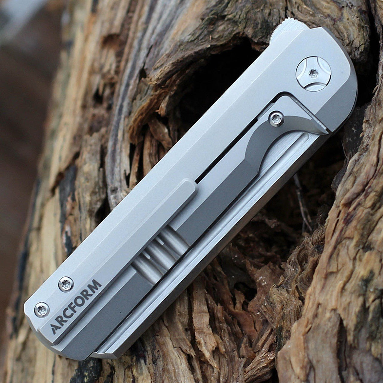 Arcform Slimfoot Frame Lock Titanium M390