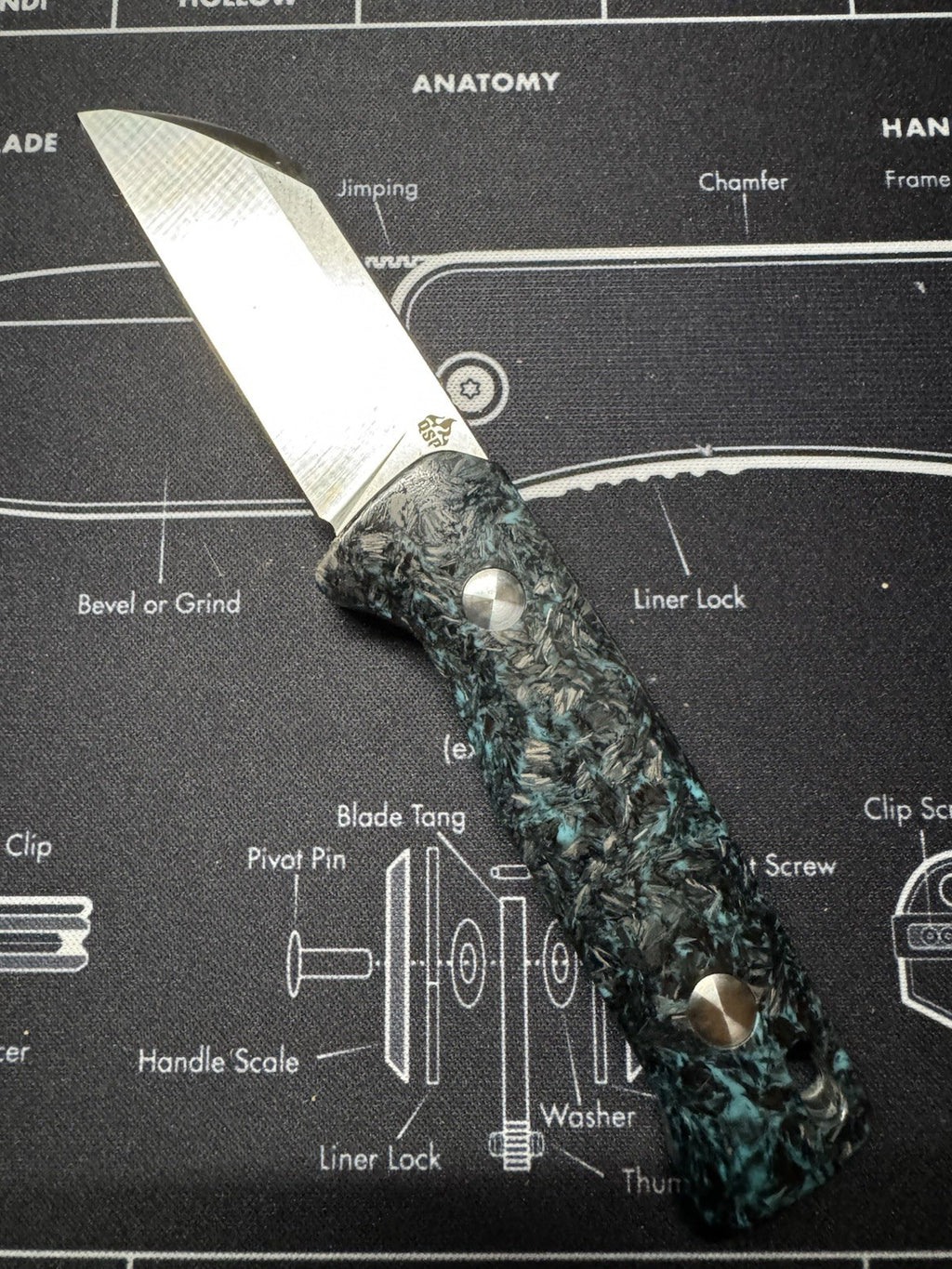QSP Knife Baby Penguin Fixed Knife 2.5" 14C28N Steel Blade Carbon Fiber Handle