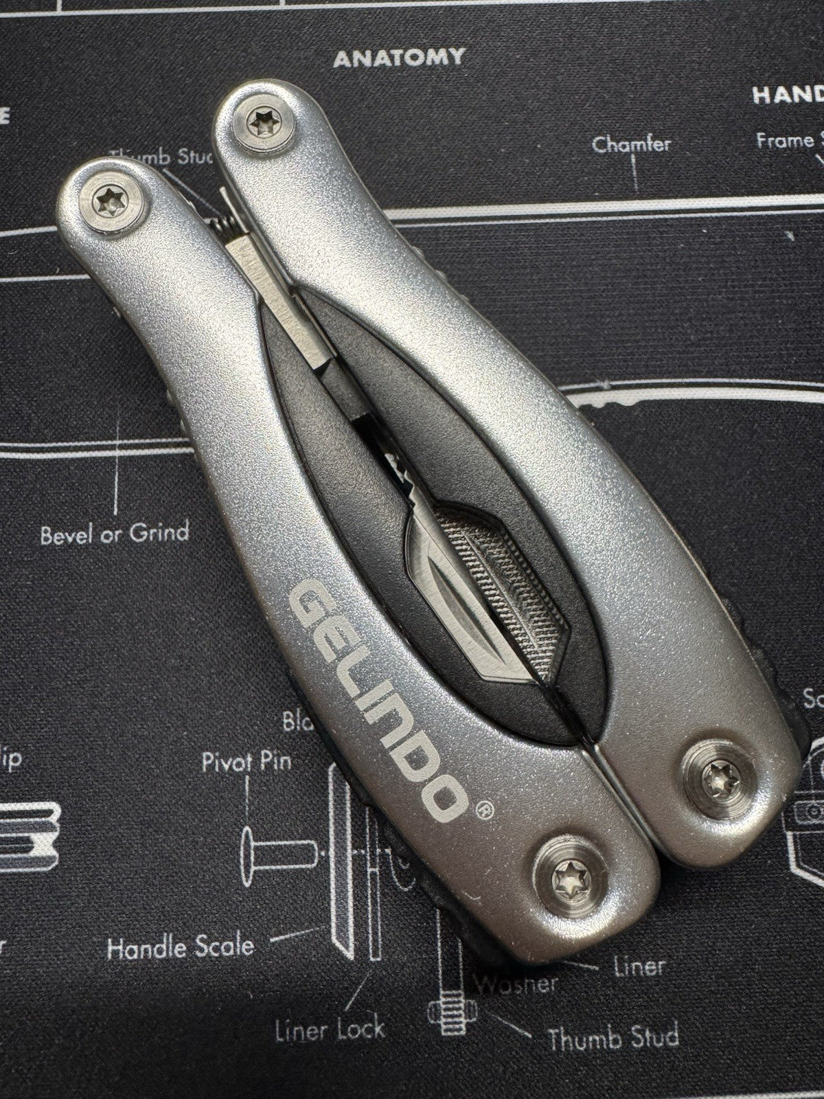 Gelindo Premium Multi Tool Pocket Knife Silver With Case Pliers Saw File