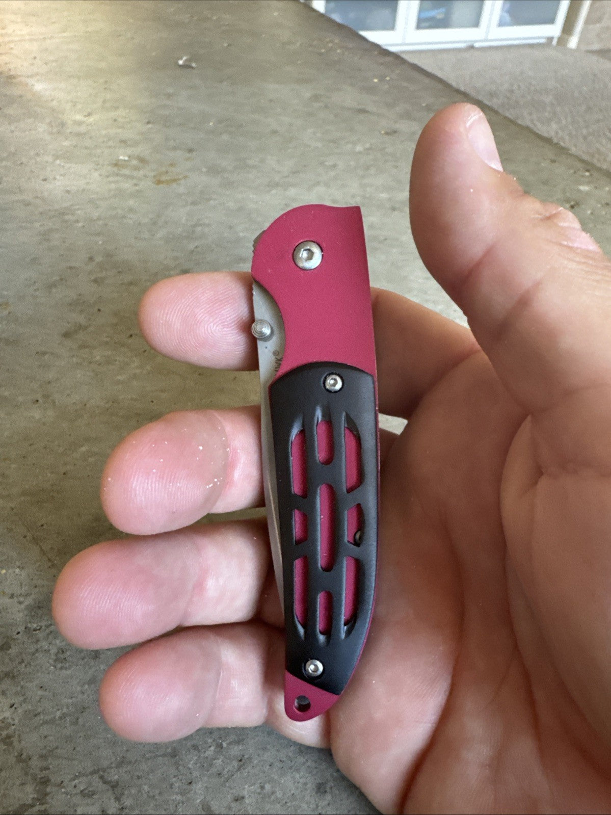 Tomahawk Brand Pocket Knife