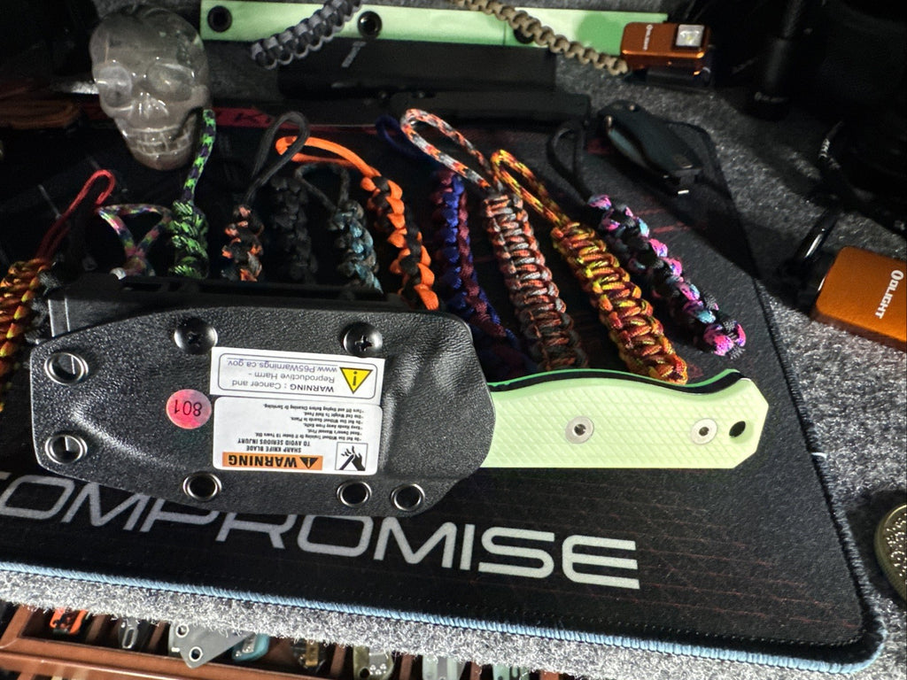UV-Reactive Fixed Blade USA MADE