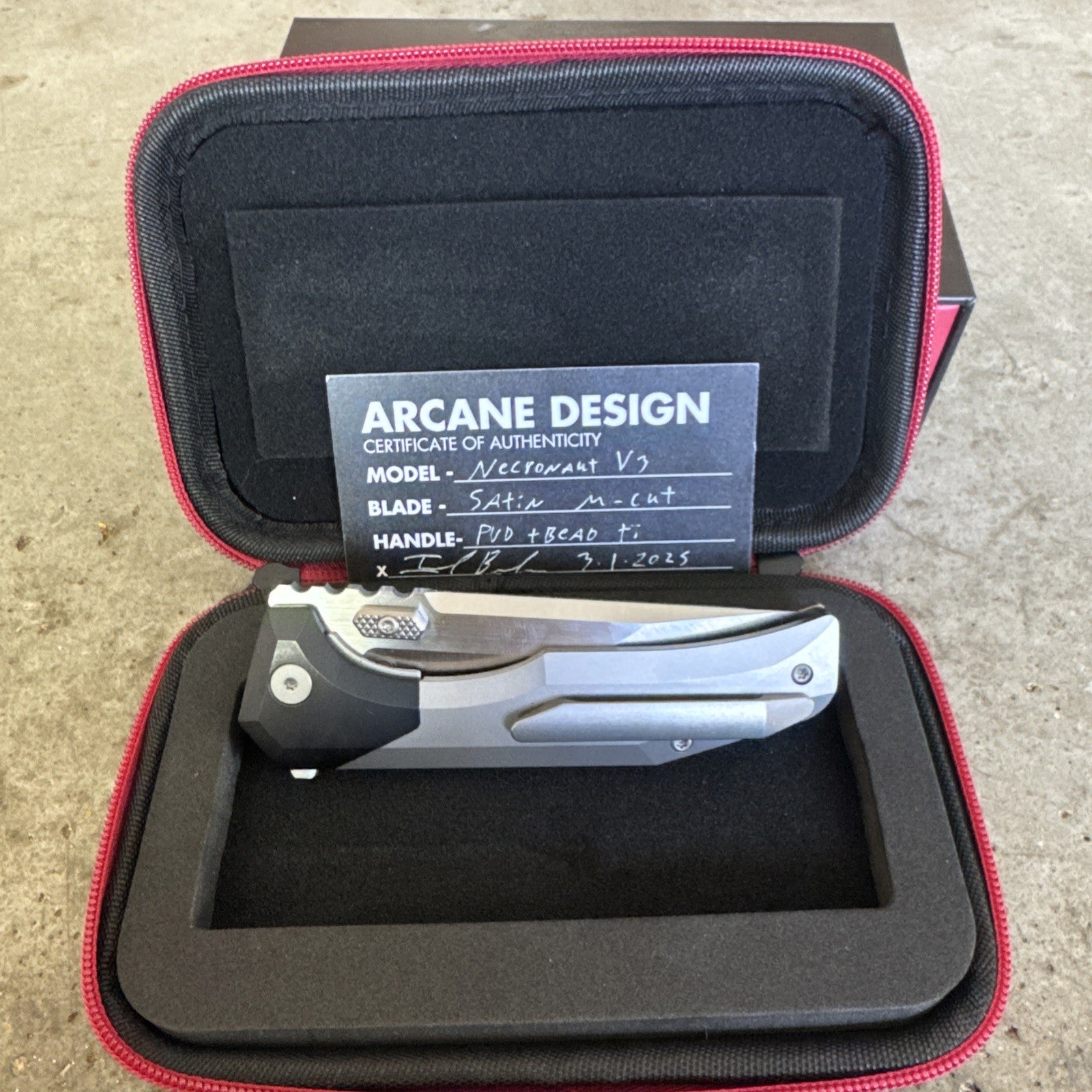 ARCANE DESIGN - BLACK PVD NECRONAUT V3