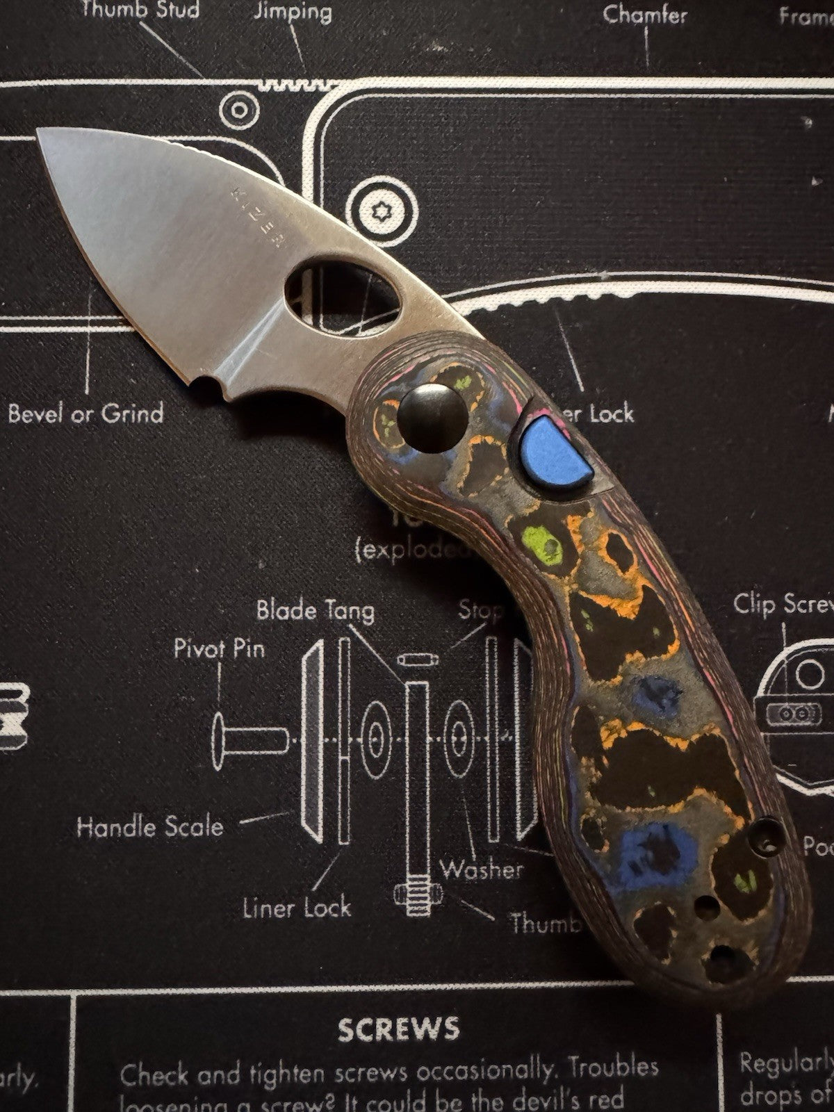 Kizer Microbe 80s Camo Carbon Fiber Folding M390 Pocket Knife 2742A1