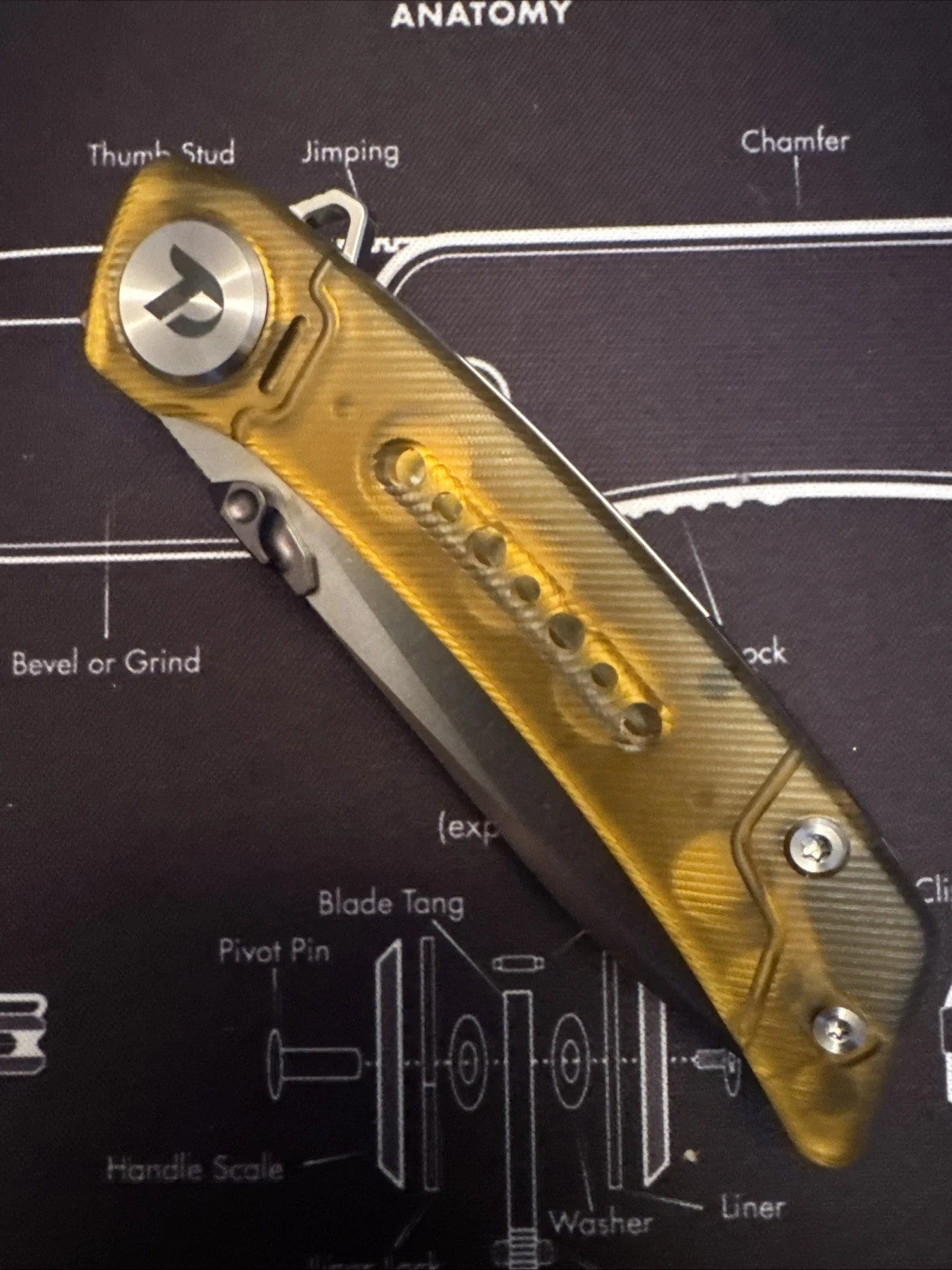 Dreamtech, Liner Lock, Yellow PEI Handle, 14C28N Blade, D3610PY