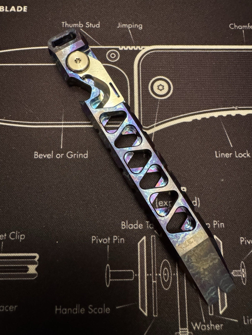Ketuo Titanium Prybar