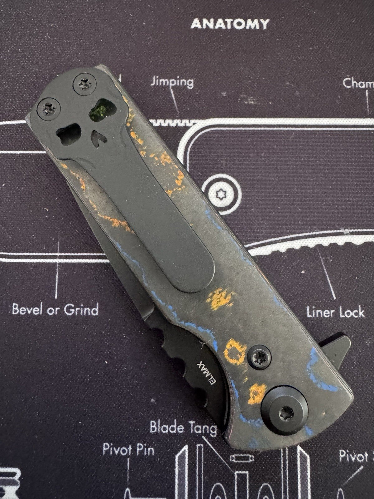 Chaves TAK REDENCION 80s CAMO CARBON Flipper Drop Point, Black, Elmax