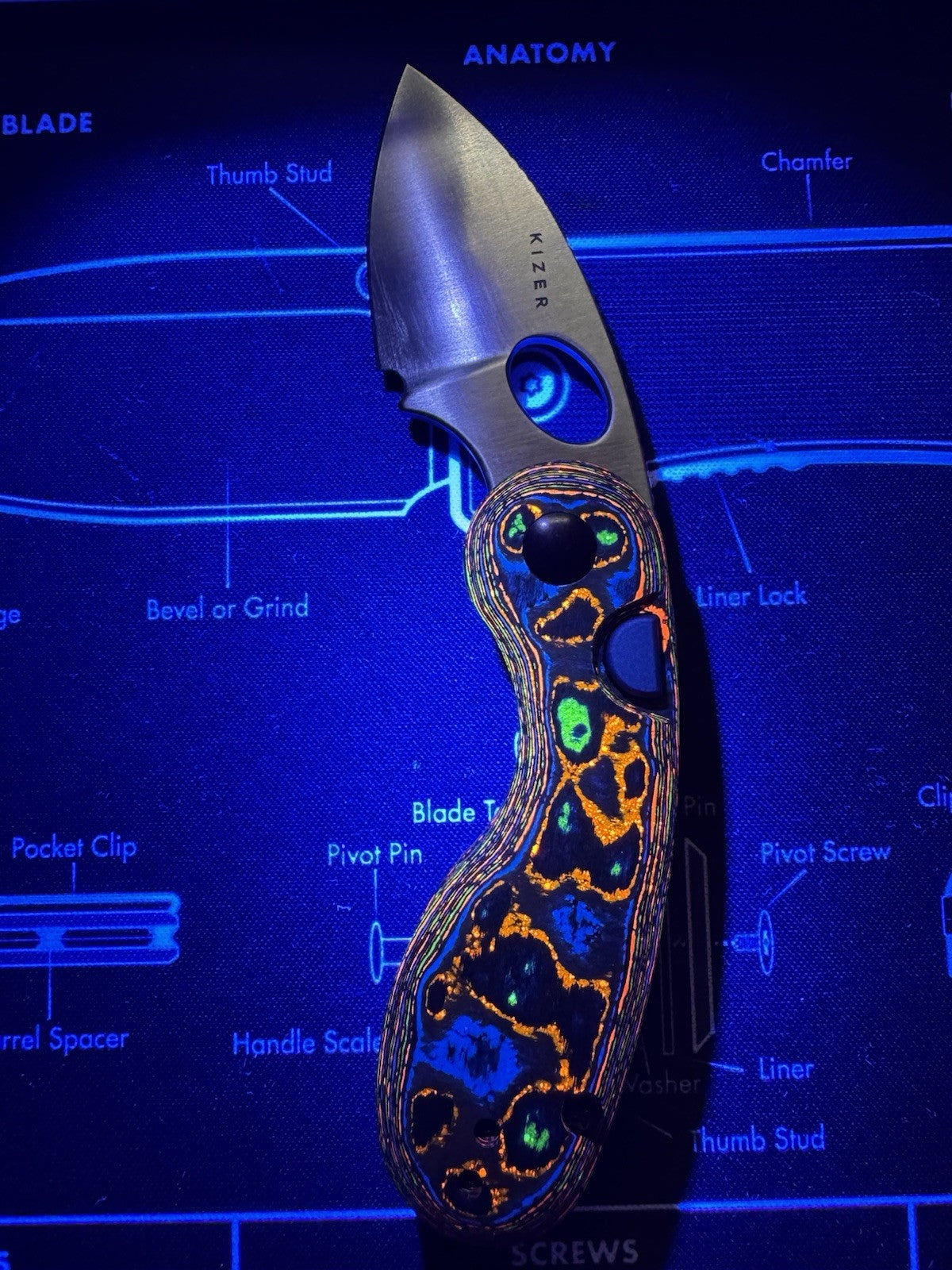 Kizer Microbe 80s Camo Carbon Fiber Folding M390 Pocket Knife 2742A1