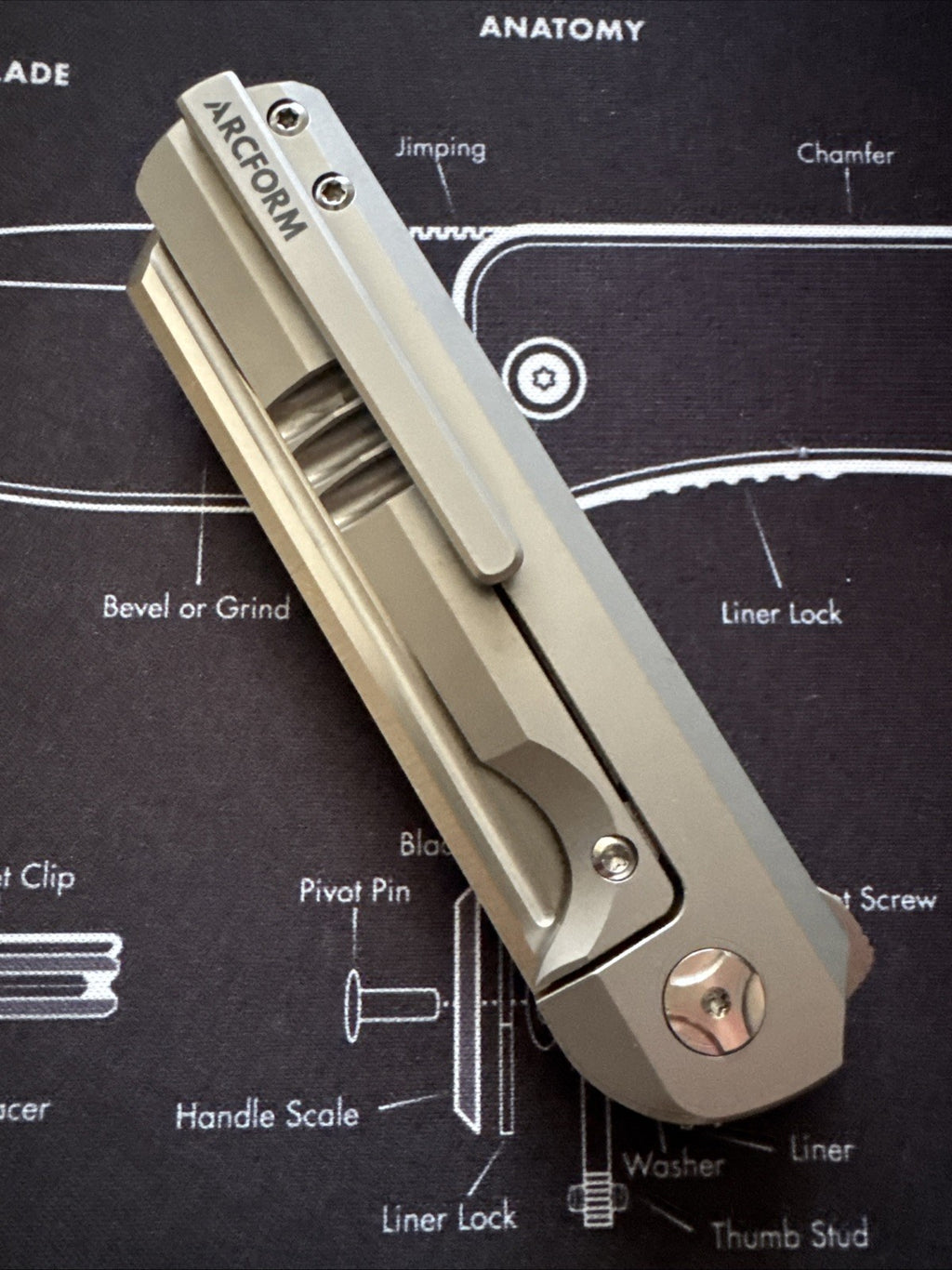 Arcform Slimfoot Frame Lock Titanium M390