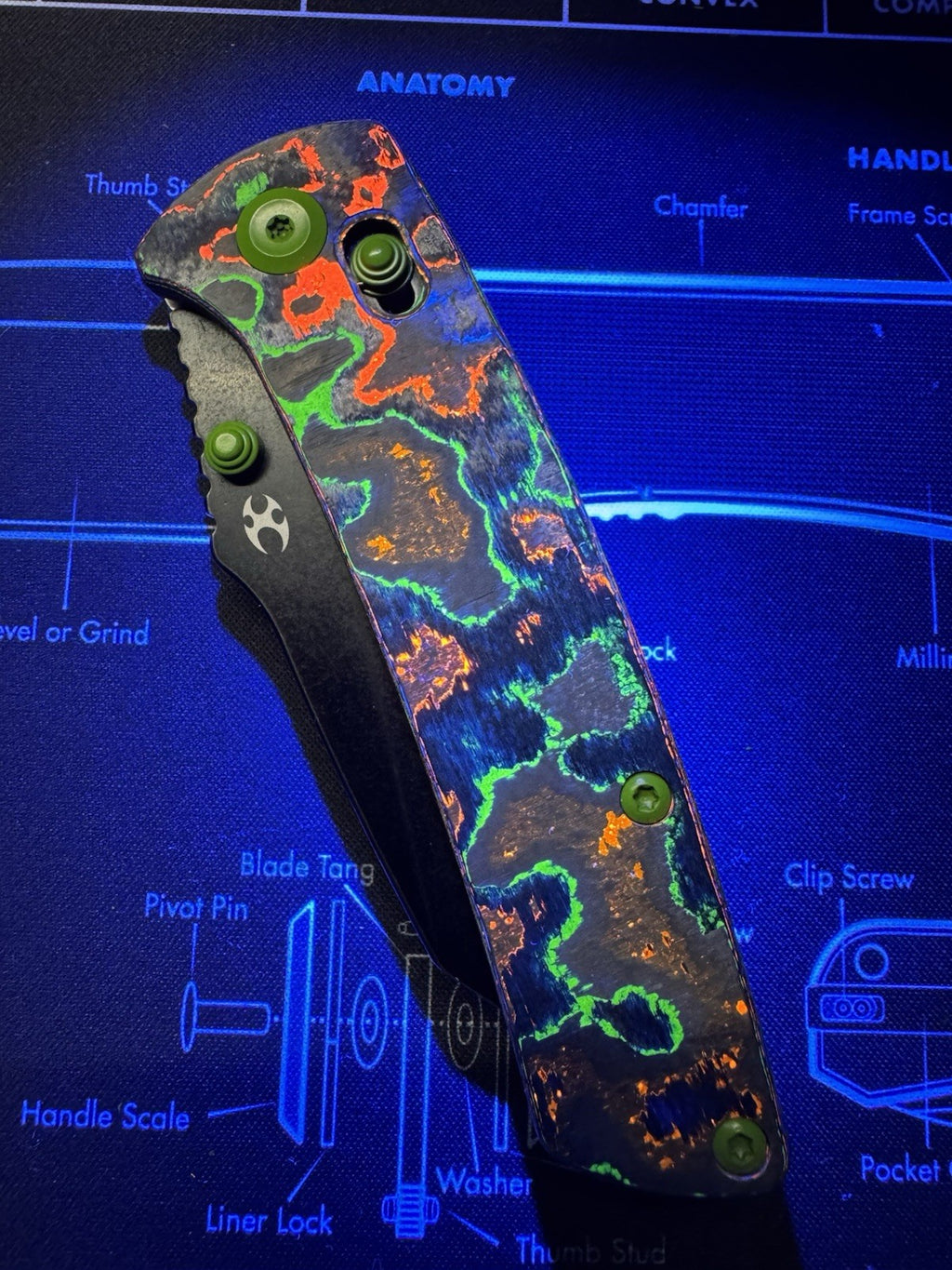 KANSEPT Main Street Crossbar Lock 80S Camo Carbon Handle S35VN Blade K1015M3