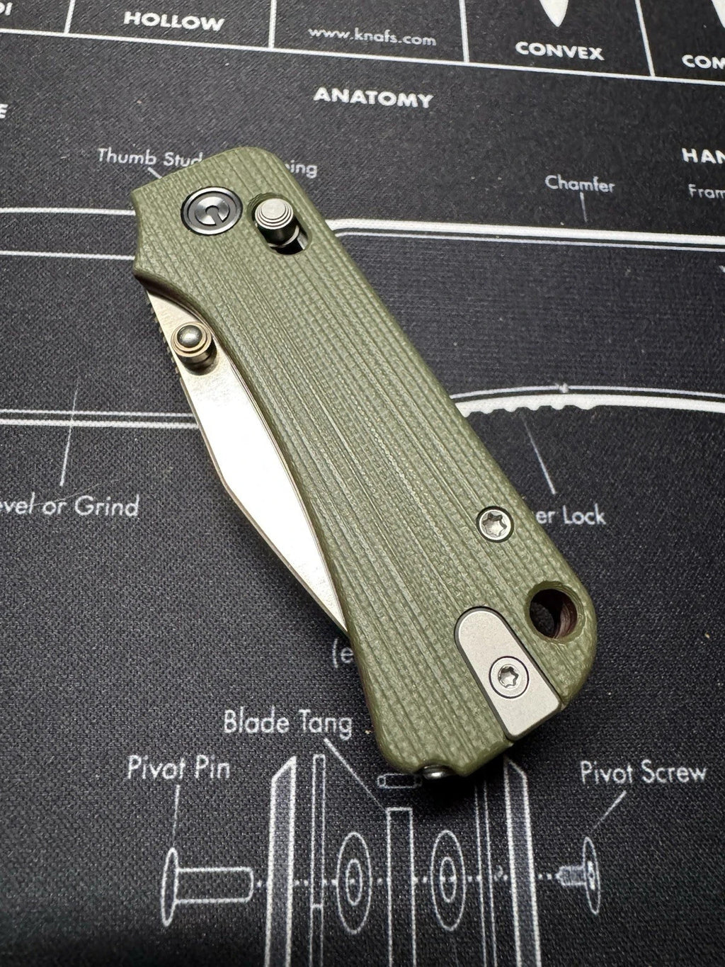 Civivi Baby Banter 2 Crossbar Lock Green Micarta - With Bootie Tools