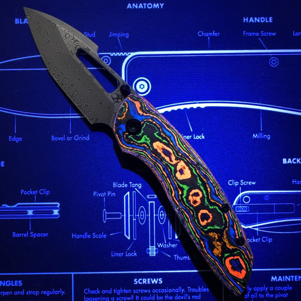 Kansept Link Folding Knife 80S Camo CF/Ti Handle Damascus Plain Edge