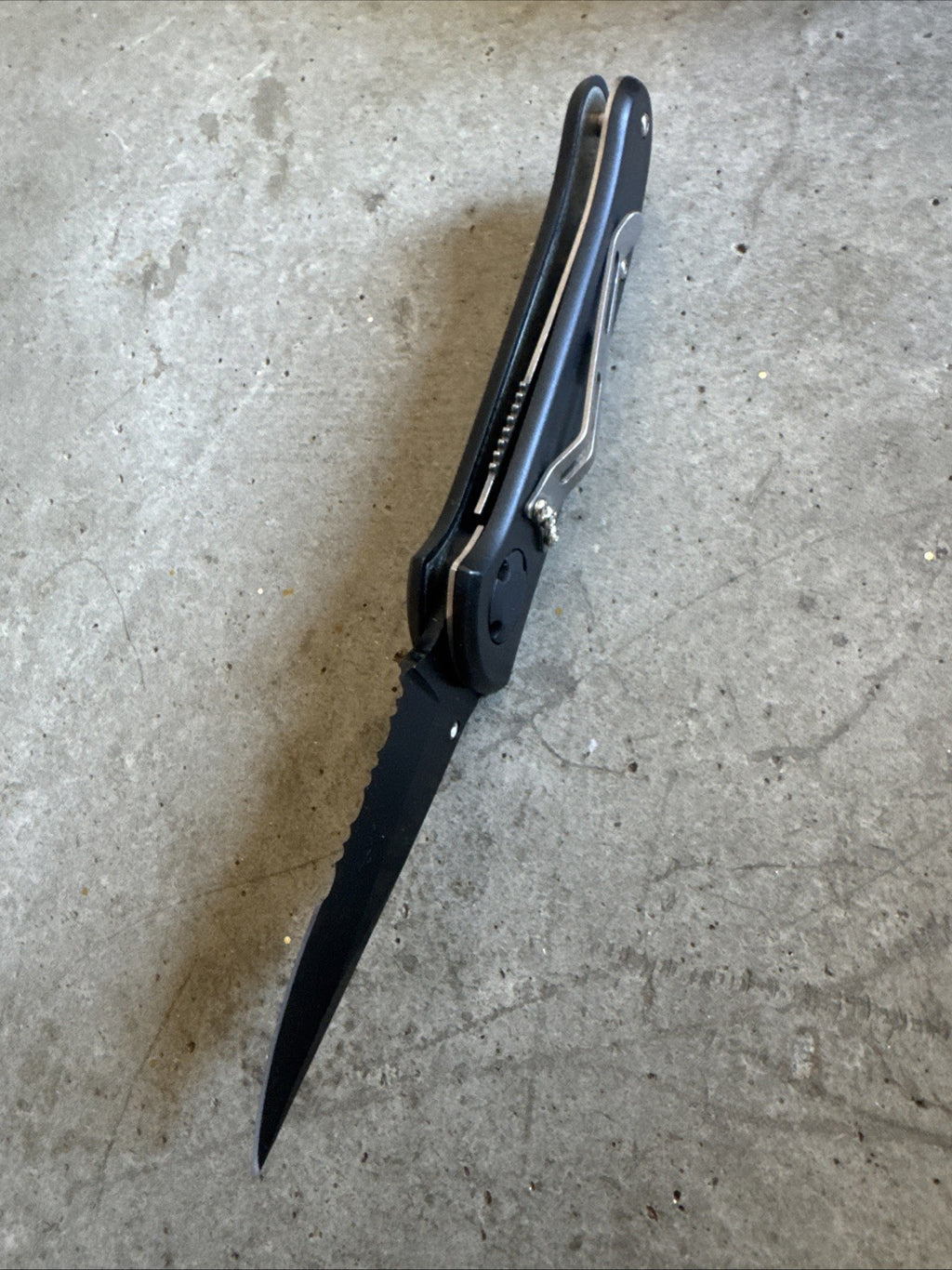 Pocket Knife All Black Barracuda Folding Knife
