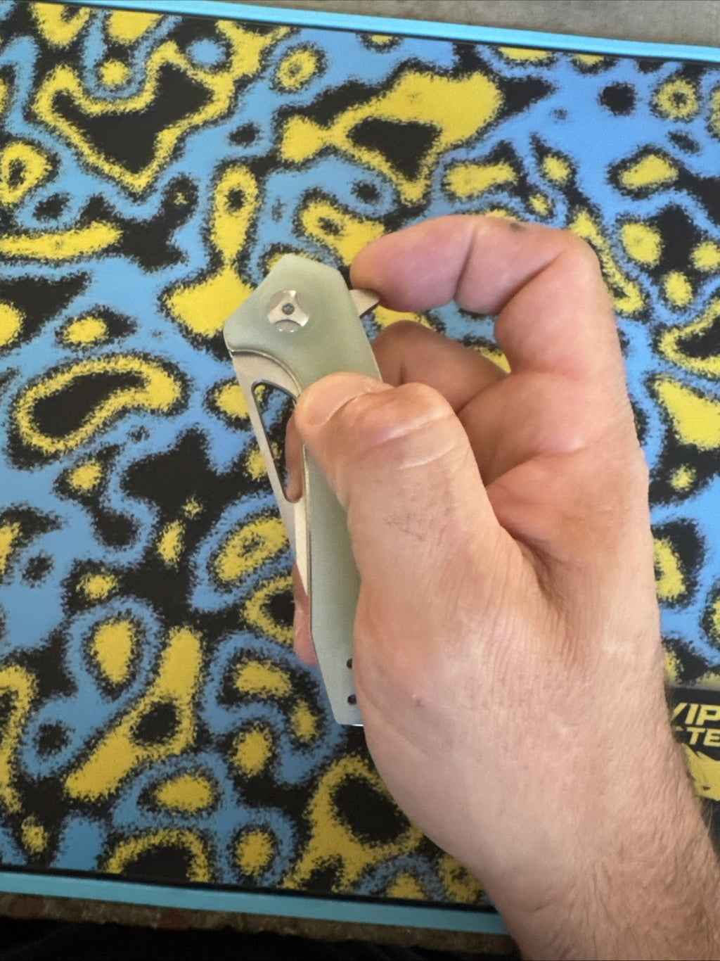 Beyond Tech Folding Pocket Knife 2204-NA