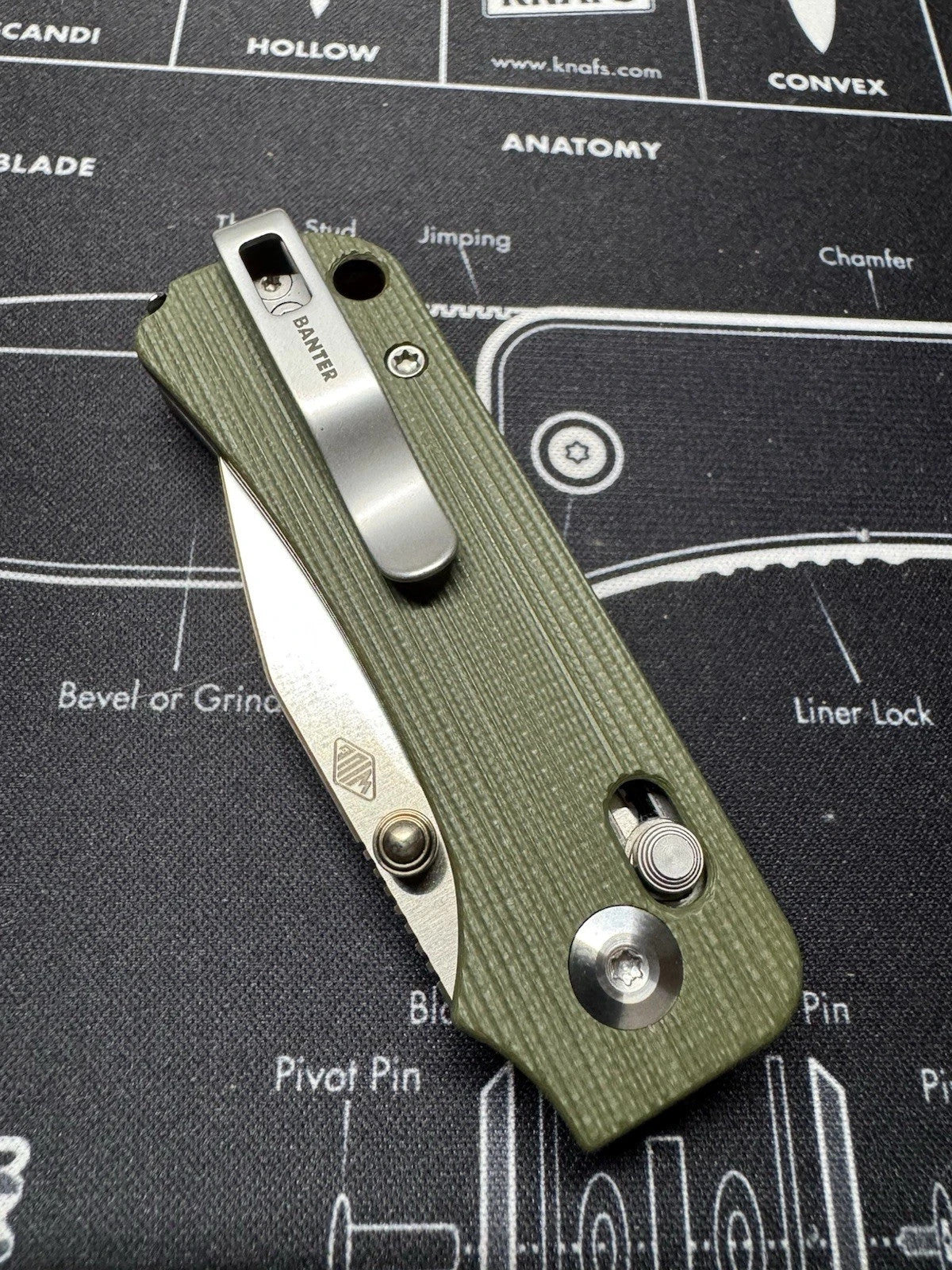 Civivi Baby Banter 2 Crossbar Lock Green Micarta - With Bootie Tools