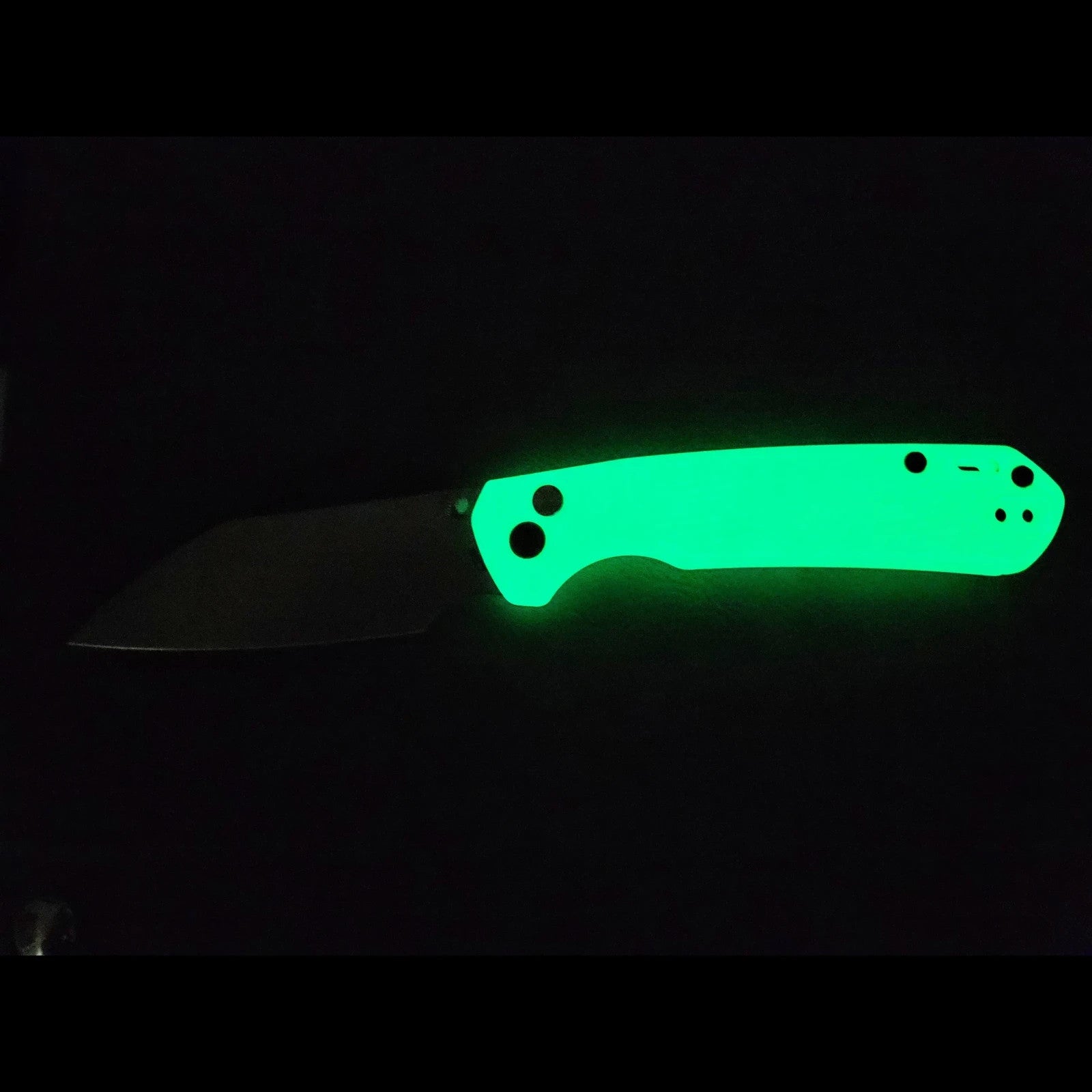 CJRB Pyrite-Light  Glow In The Dark - Satin Blade (Exclusive) Sold Out