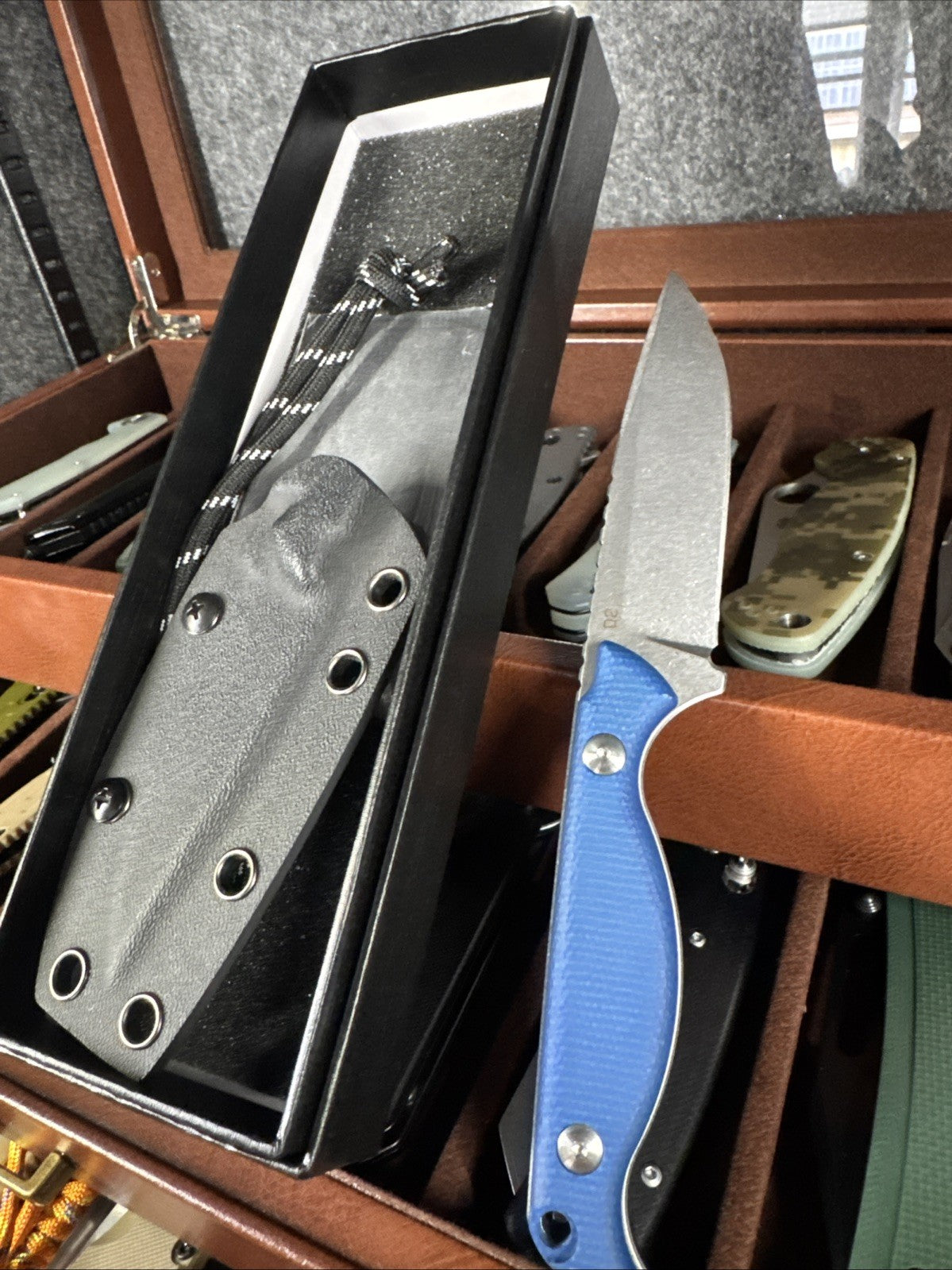Fixes Blade Blue D2 Steel USA Fixed Blade Knife