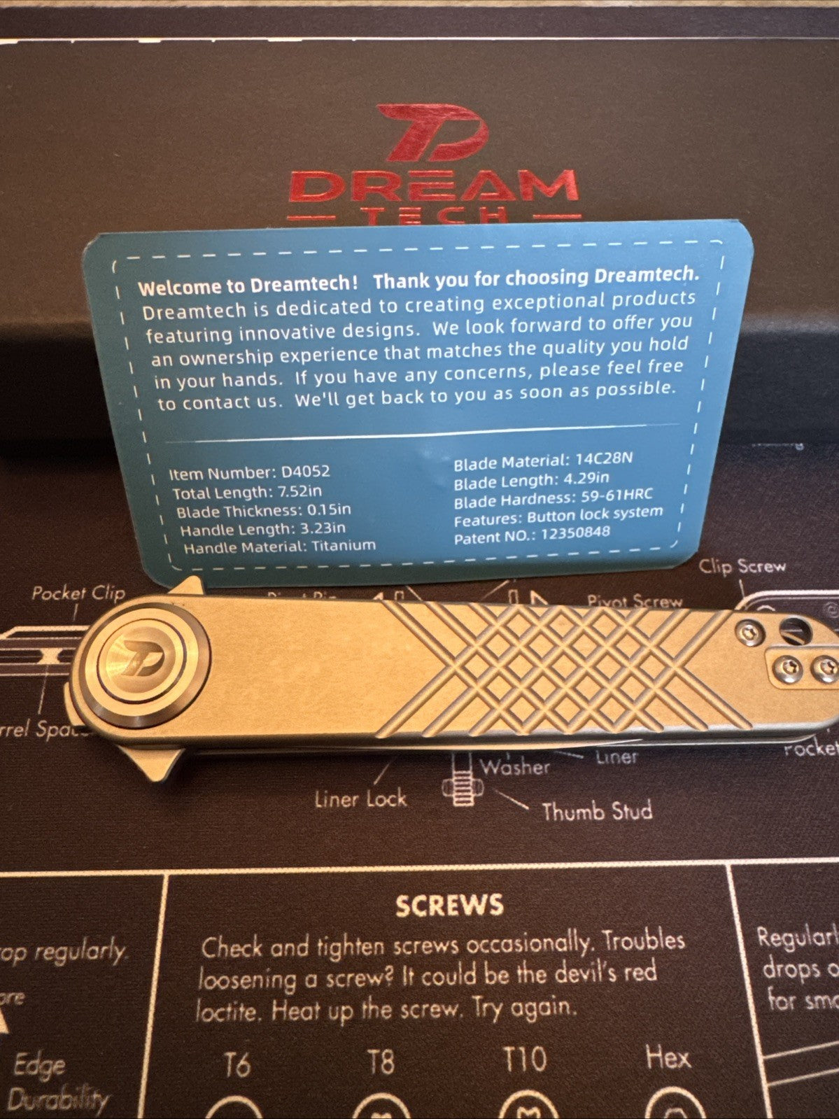 Dreamtech Titanium, 14c28n Blade, Dagger, Model : D4052 (Discontinued)