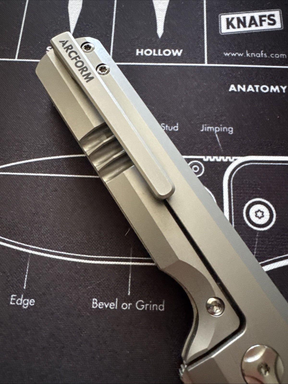 Arcform Slimfoot Frame Lock Titanium M390