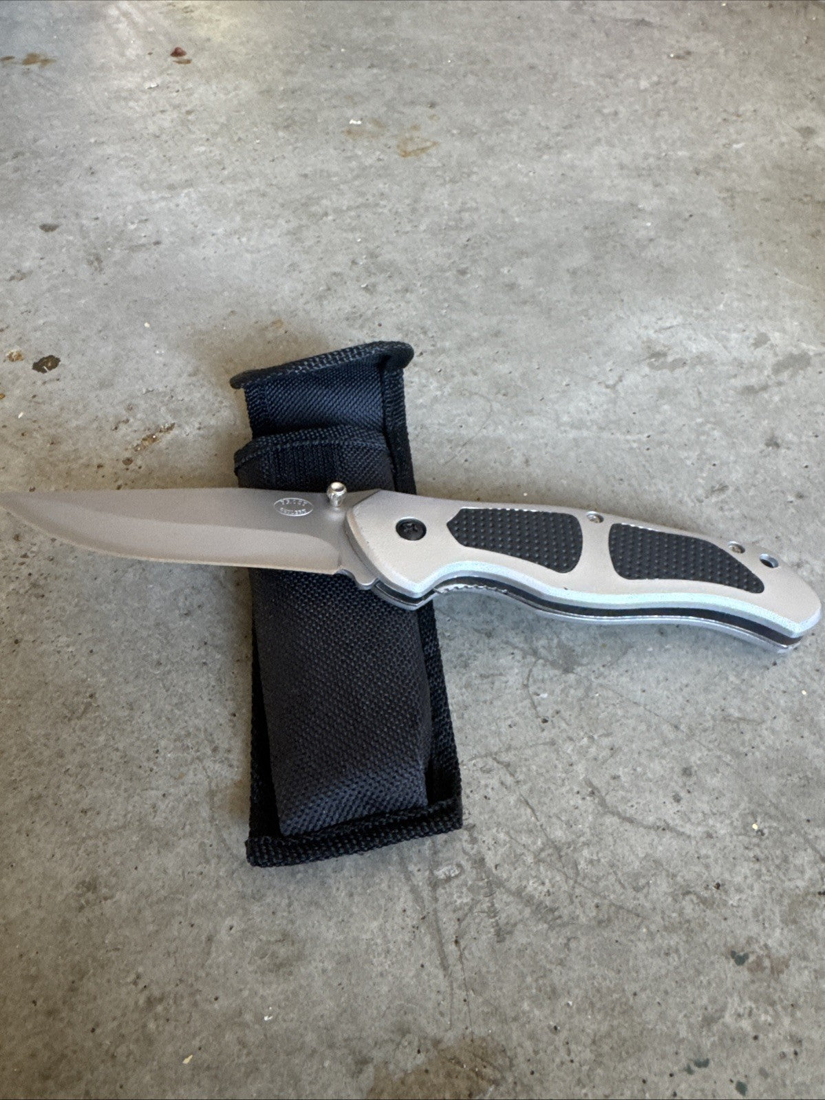 NIB Frost Cutlery Delta Command Tactical Knife 16-675B