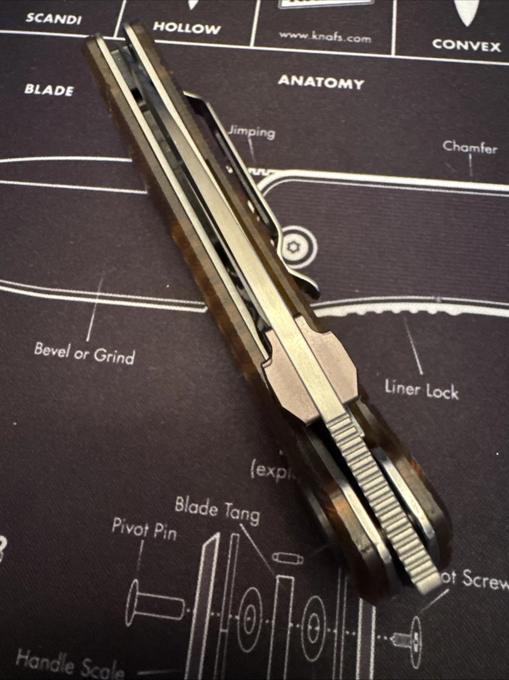 Dreamtech, Liner Lock, Yellow PEI Handle, 14C28N Blade, D3610PY