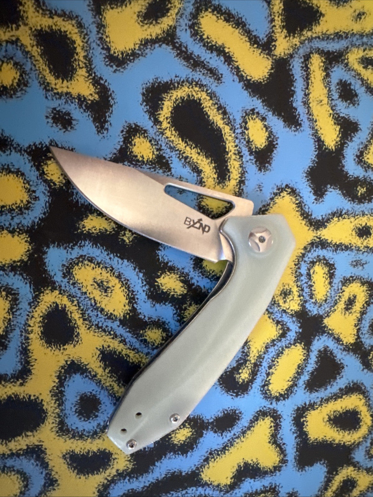 Beyond Tech Folding Pocket Knife 2204-NA