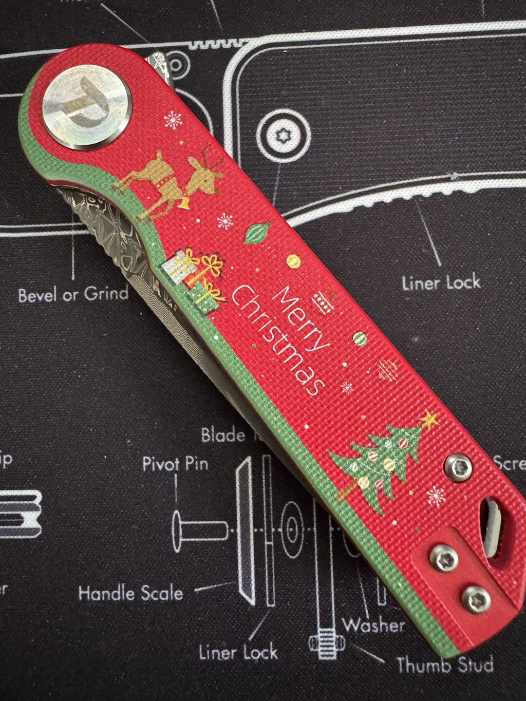 DREAMTECH Christmas Damascus Blade Red G10 Handle Flipper EDC Knife LIMITED