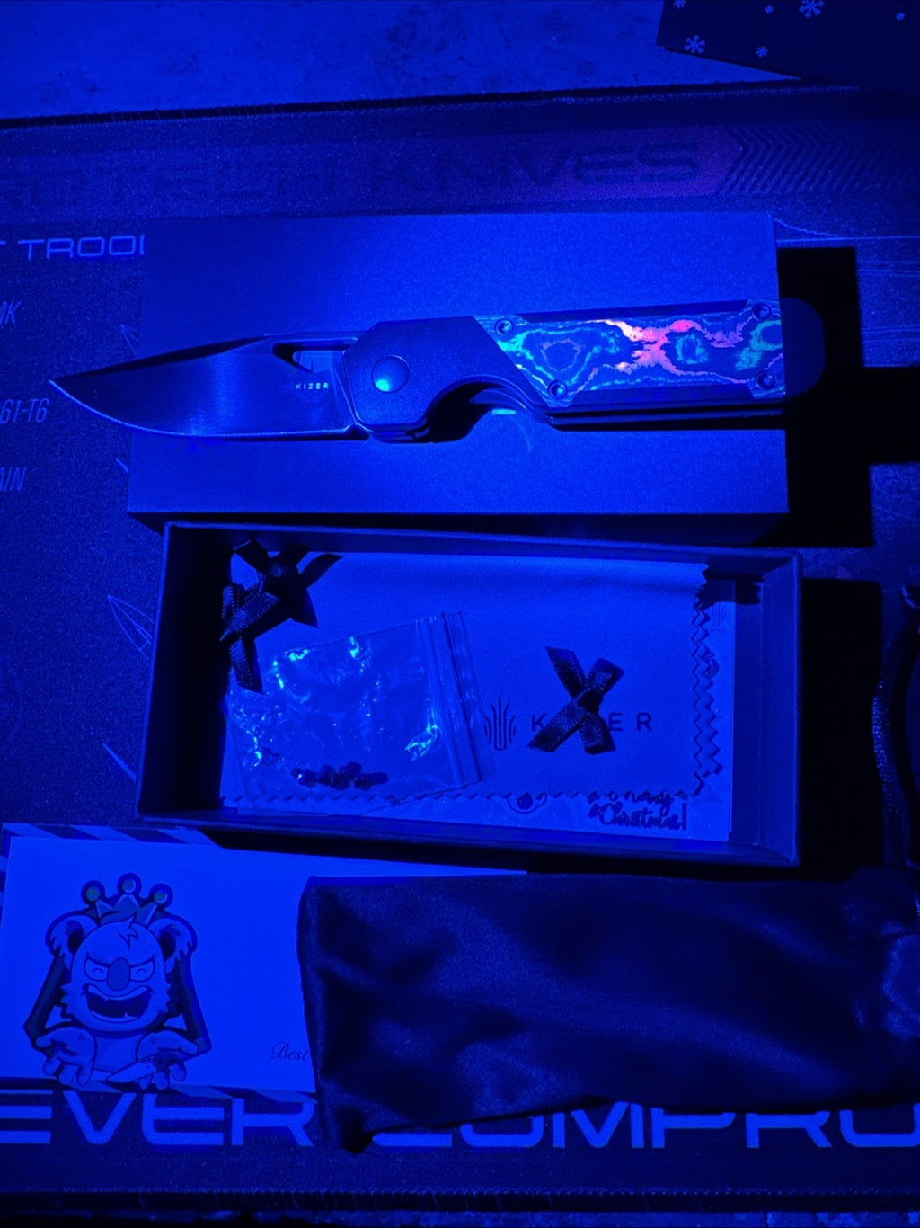 Kizer Mini Militaw 80s Camo Carbon Fiber