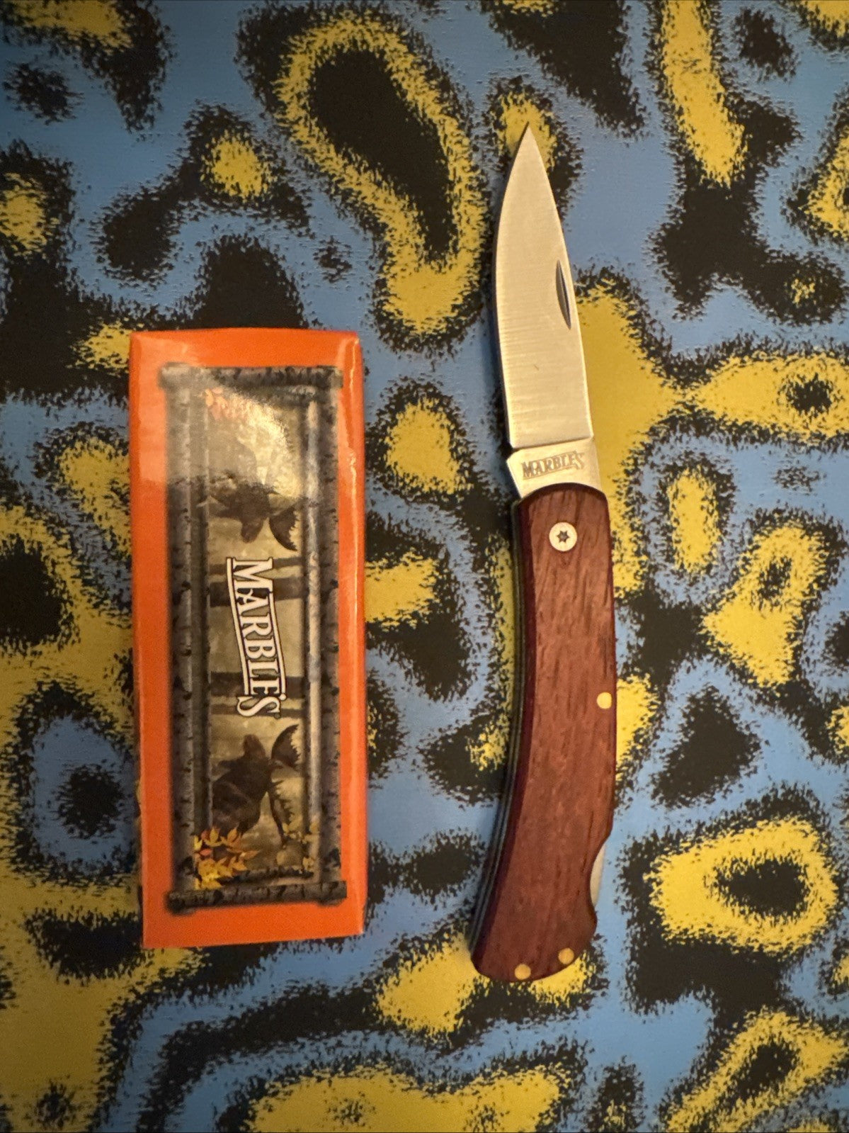 New Marbles Wood Lockback Folding Pocket Knife - MR470