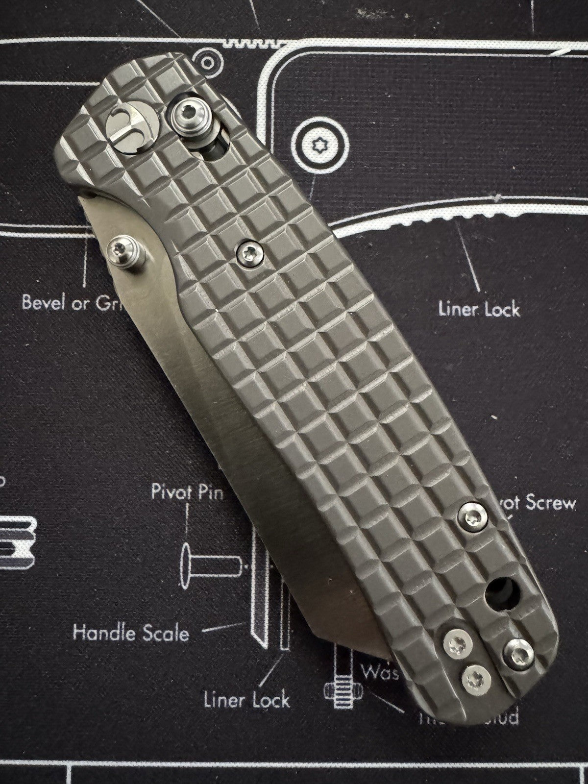 Cicada's Wing Bar Lock Knife Frag Pattern Gray PVD Stainless 10CR15MOV