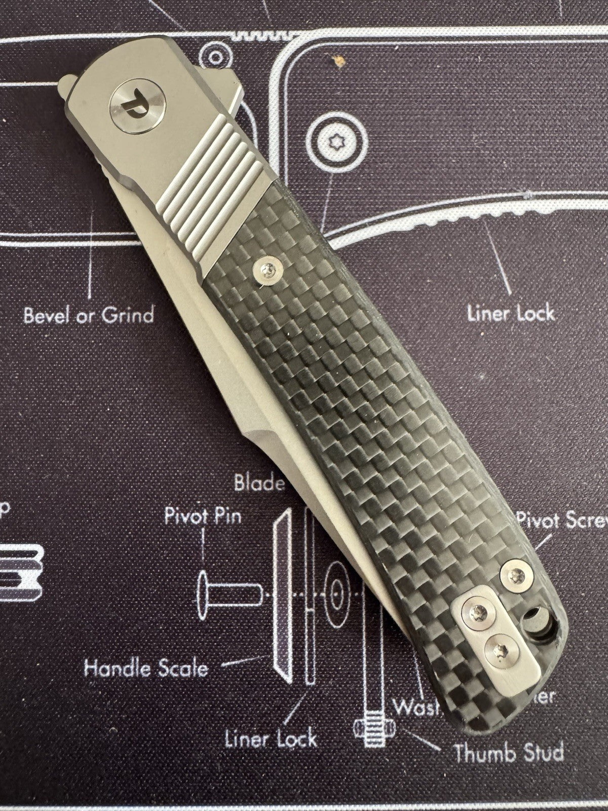 Dreamtech Framelock Gray Titanium & Carbon Fiber Folding D2 Steel Knife K4368C