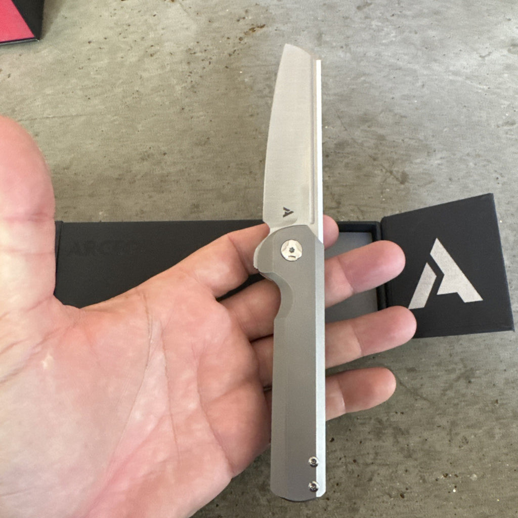 Arcform Slimfoot Frame Lock Titanium M390