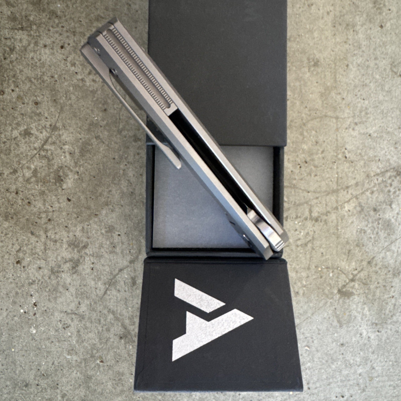 Arcform Slimfoot Frame Lock Titanium M390