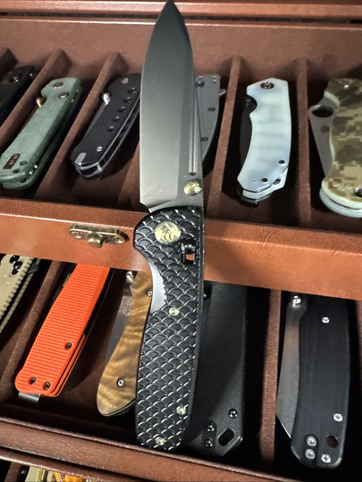 Kubey Bluff Folding Knife 3" S35VN Steel Blade Black 6AL4V Steel Titanium Handle