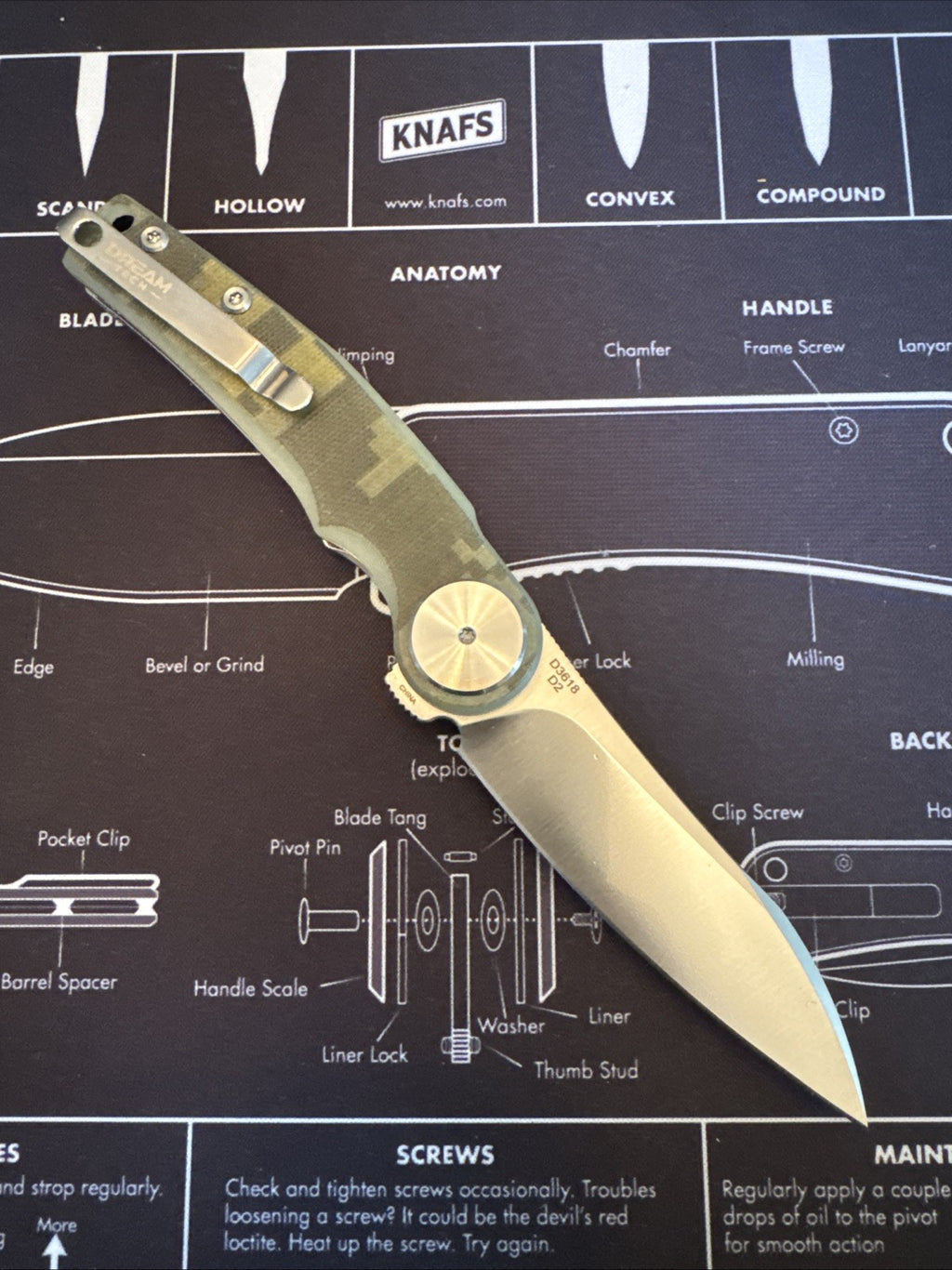 Dreamtech D2 Blade, G10 Handle, Model D3618, Camo