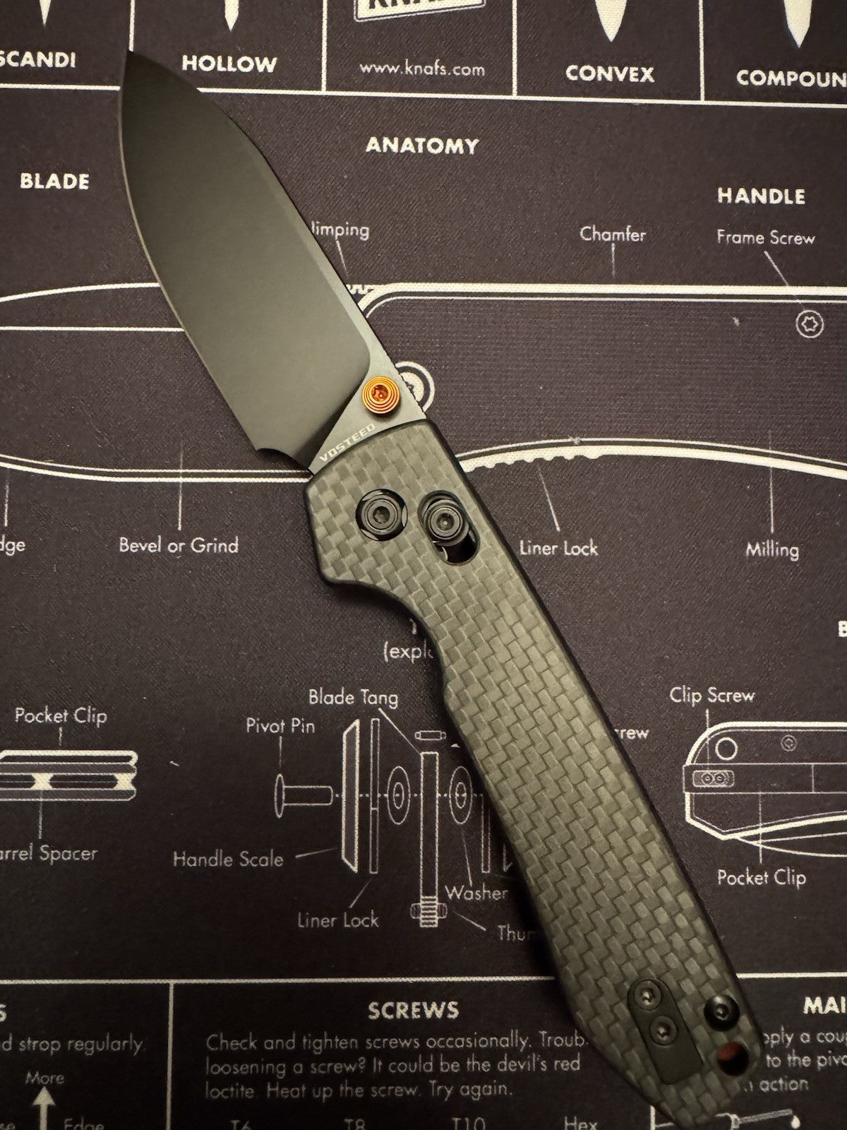 Vosteed Raccoon® - Crossbar Lock Knife 3.25" Nitro-V Blade & Carbon Fiber