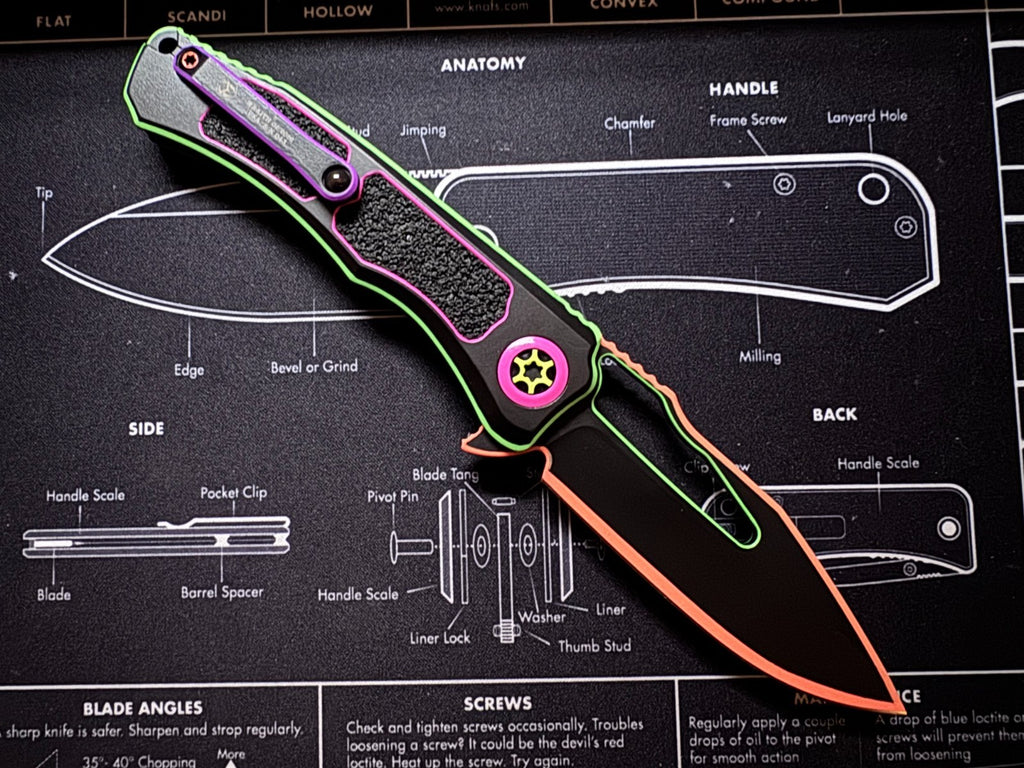 Heretic Wraith 80s Neon Celshade Brop Exclusive