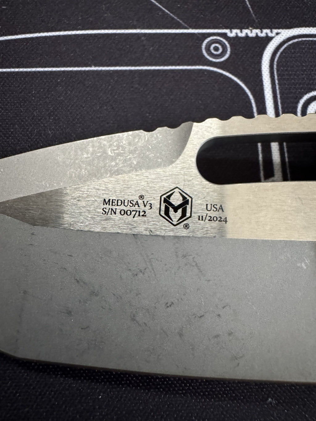 RARE! SOLD OUT  - Heretic Medusa Manual Tanto Battleworn Titanium