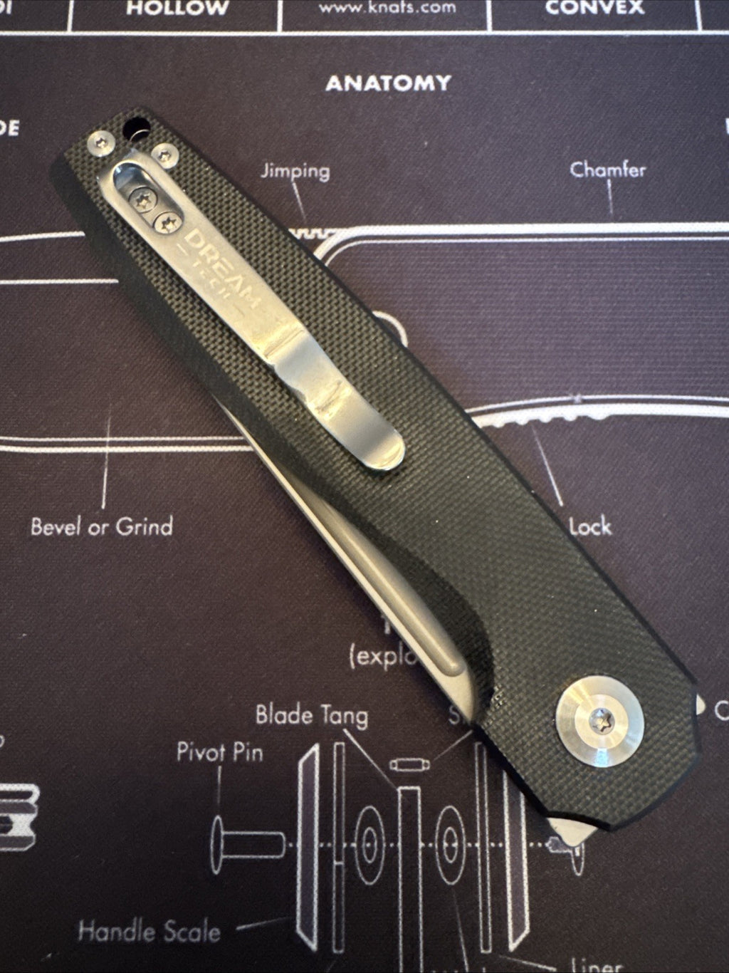 Dreamtech Button Lock, D4002GB, Black G10 Handle, D2 blade, Black