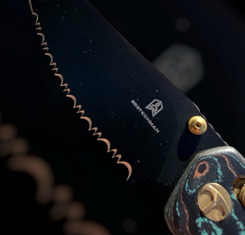 Cicada Wing Shipwreck EXCLUSIVE (serrated) blade Runner Outpost