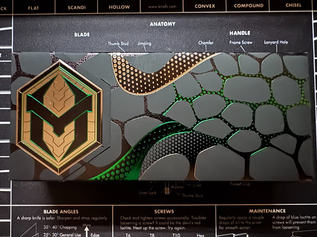 Heretic Wraith 80s Neon Celshade Brop Exclusive