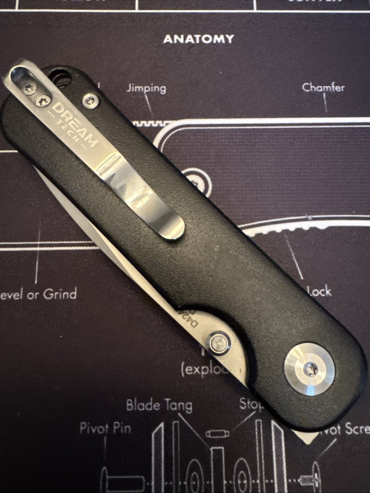 Dreamtech Button Lock, Black Aluminum Handle, D2 Blade, Model D4245AB