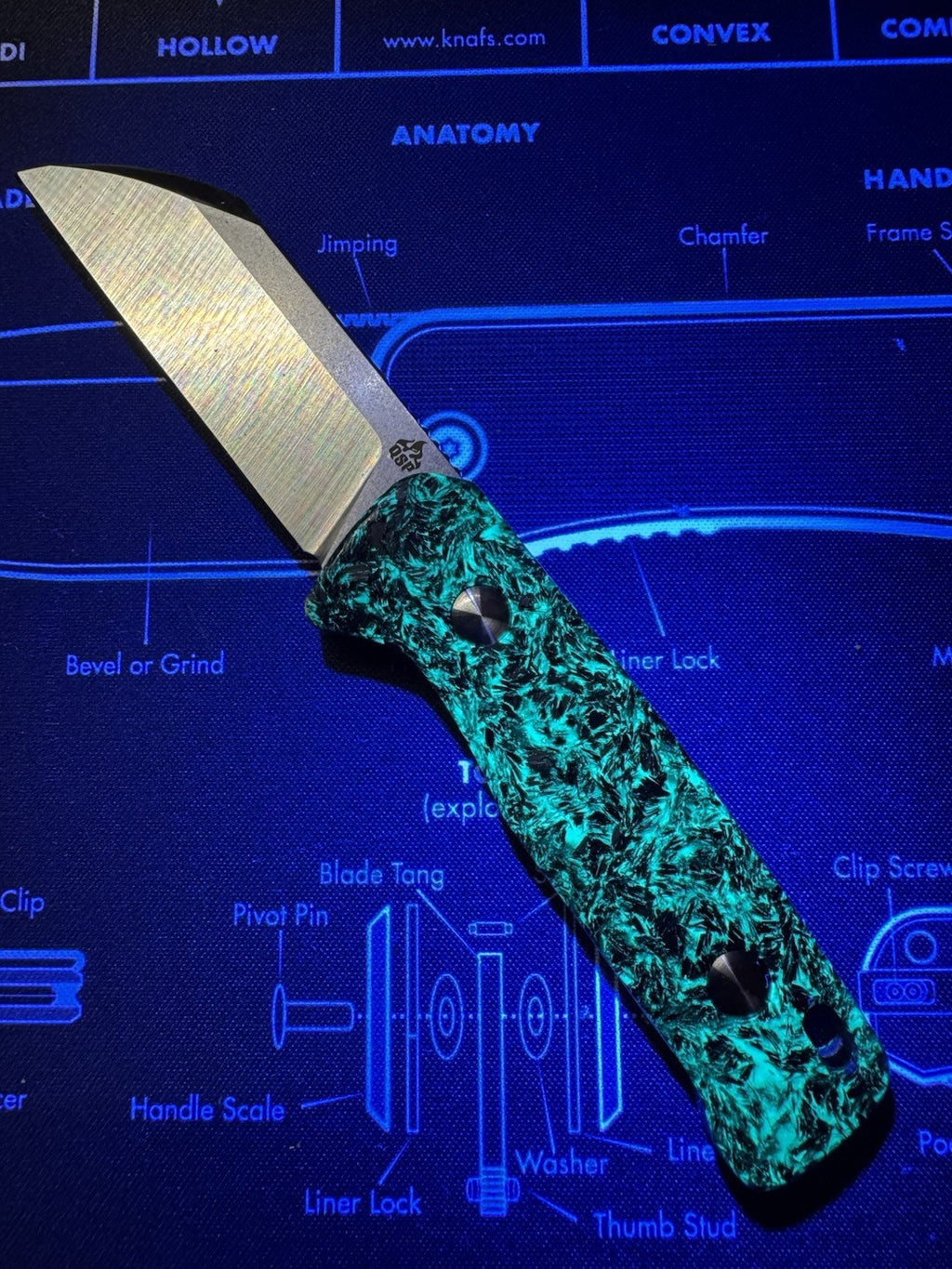 QSP Knife Baby Penguin Fixed Knife 2.5" 14C28N Steel Blade Carbon Fiber Handle