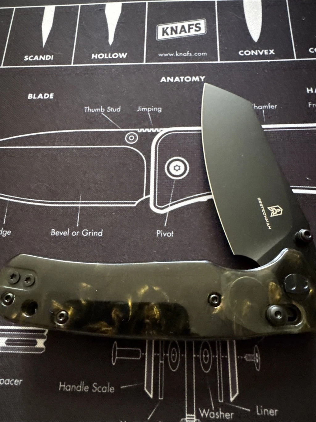 Bestechman Cicada's Wing Crossbar Lock Knife Brown Resin (3.15" Black)